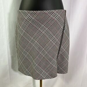 White House Black Market Blue Pink & Black Plaid Zip Front Mini Skirt
